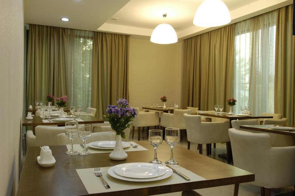 Dolabauri Hotel ティビリシ エクステリア 写真